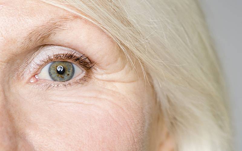 Luz vermelha pode combater perda de visão associada à idade