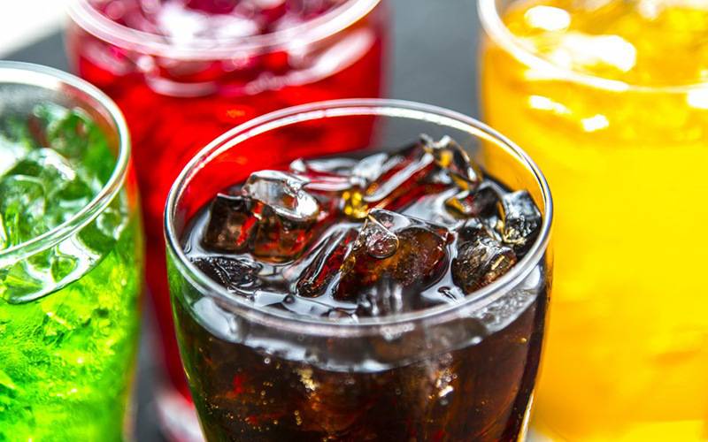 Bebidas açucaradas aumentam risco de doenças cardiovasculares