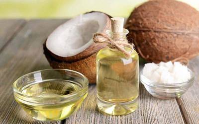 Descubra os benefícios do consumo de vinagre de coco