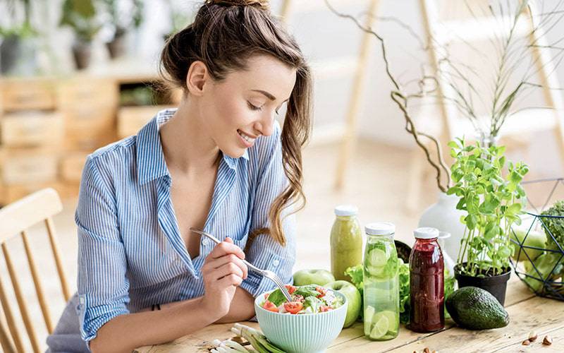 Dieta equilibrada e saudável ajuda a atingir saúde ideal