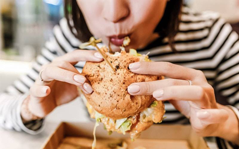 Fast Food aumenta propensão para obstipação