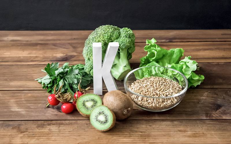 Ingestão de vitamina K promove pele saudável