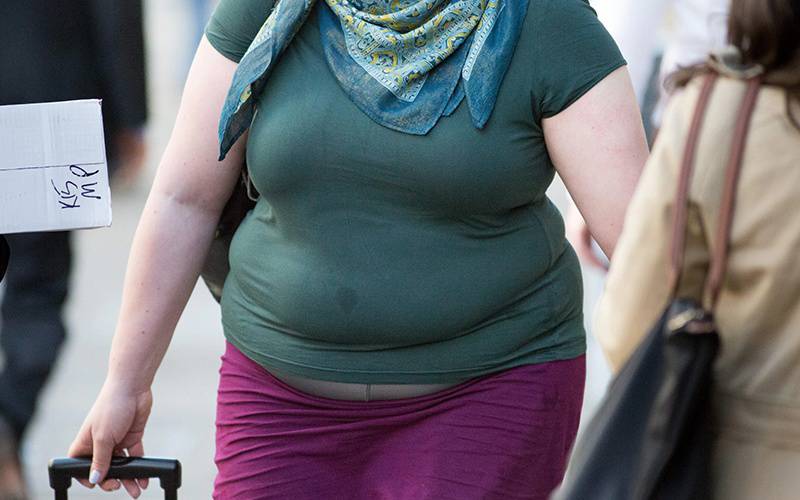 Mulheres idosas sem relações sociais com maior risco de obesidade