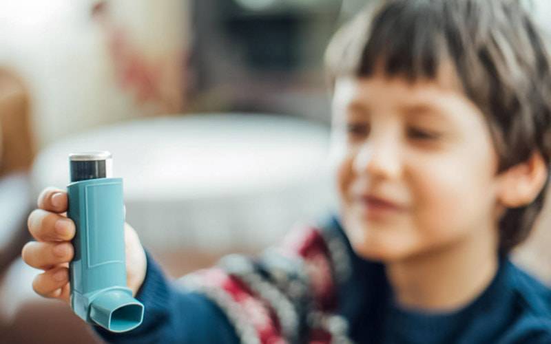 Poluição associada a maior risco de asma em crianças