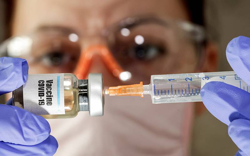 Vacina da Pfizer e BioNTech pode ser aprovada em outubro
