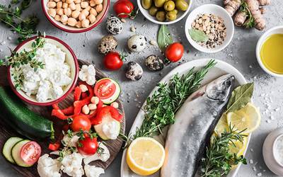Dieta mediterrânica pode prevenir contra doença de Parkinson