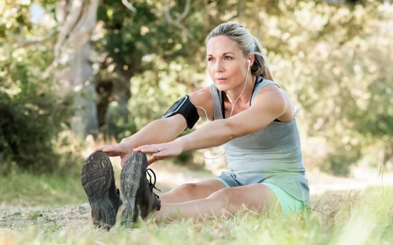 Exercício pode reduzir primeiros sintomas da menopausa