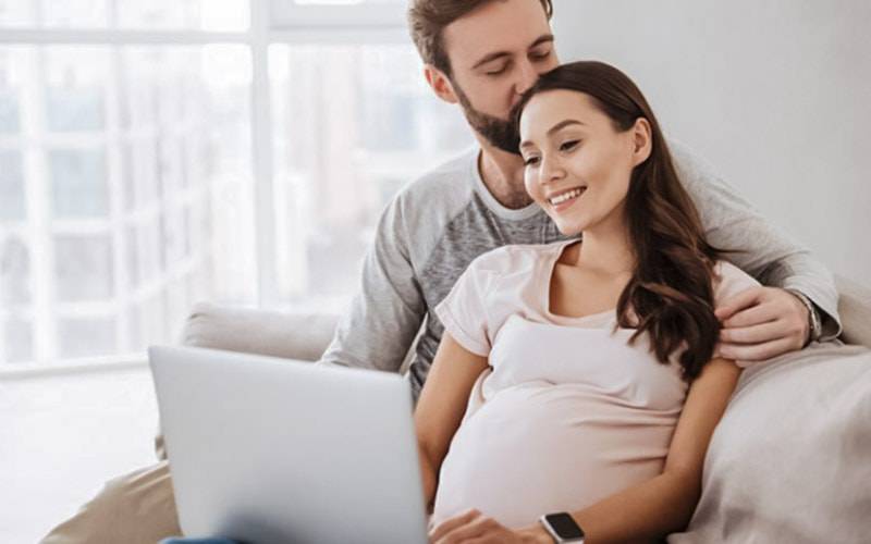 Programa online prepara para o parto e parentalidade