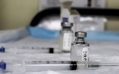 EU compra 80 milhões de doses adicionais da vacina da Moderna