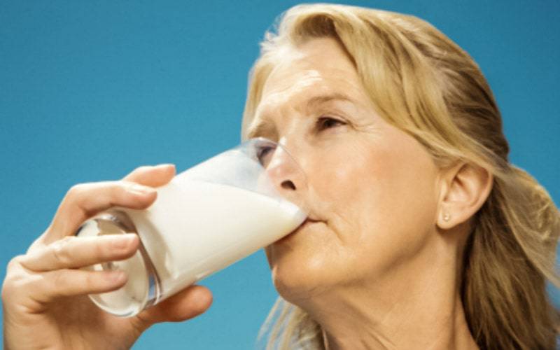 Consumo excessivo de leite pode aumentar mortalidade