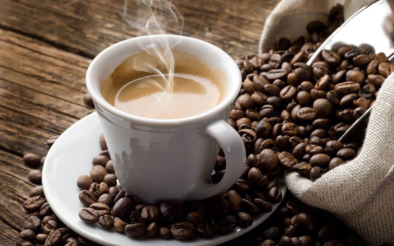 Ingestão diária de cafeína induz alterações no cérebro