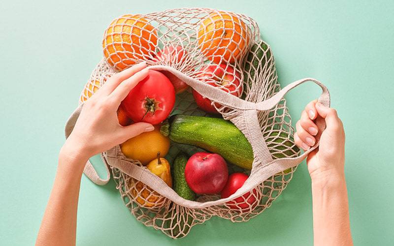 Duas porções de fruta e três de vegetais/dia aumentam longevidade