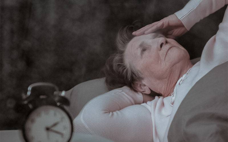 Há conselhos que podem melhorar o sono dos idosos no confinamento