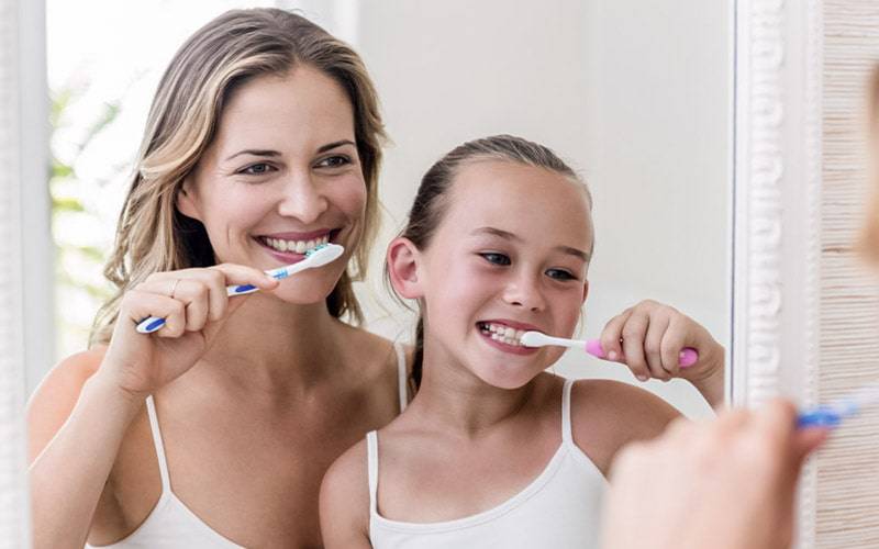 Sabe como proteger a saúde oral da sua família?