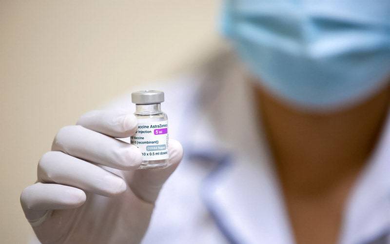 Intervalo da 2ª toma da vacina da Astrazeneca passa a 8 semanas