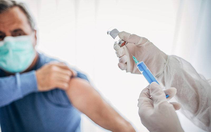 Vacinação sem agendamento disponível para maiores de 45 anos