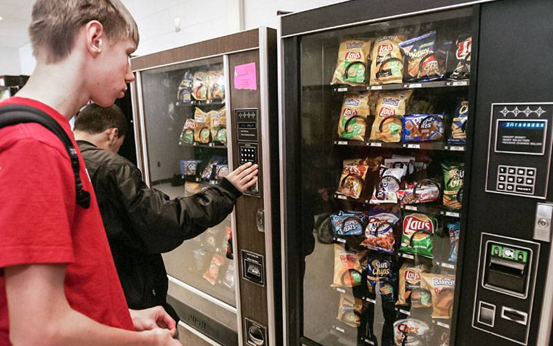 Ordem aplaude novas regras de venda de alimentos nas escolas