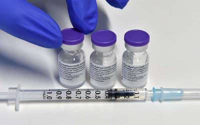 Vacina da Pfizer/BioNtech: intervalo entre doses de 21 a 28 dias