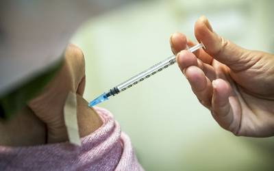 COVID-19: DGS recomenda 3ª dose da vacina para imunossuprimidos