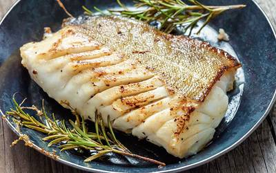 Salmão e bacalhau ajudam a suprir necessidades nutricionais
