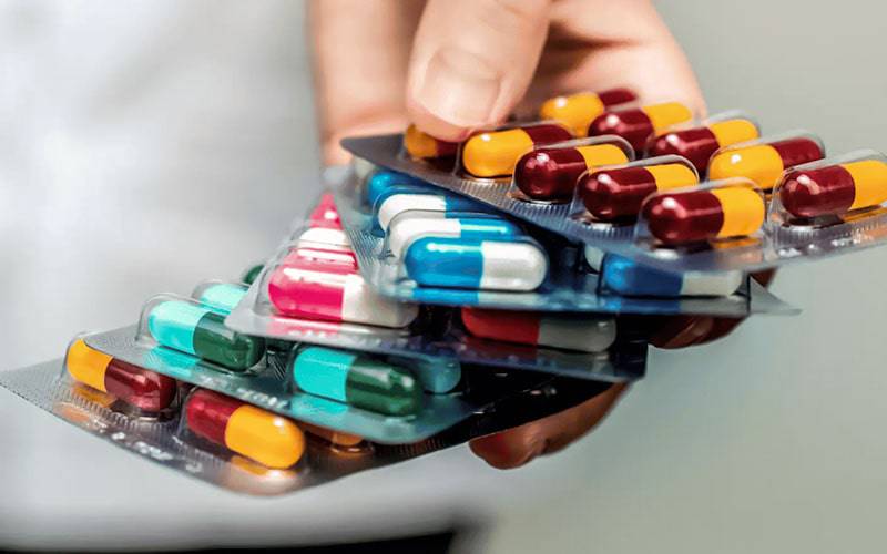 Preço de medicamentos que custam até 15 euros não vai descer