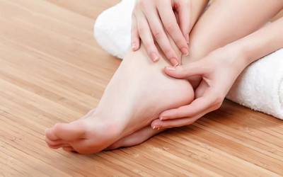 Conheça os hábitos que mais influenciam a saúde dos seus pés