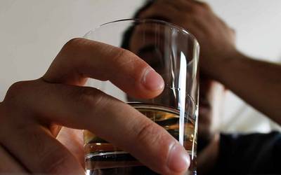 Álcool envelhece o cérebro mais rapidamente