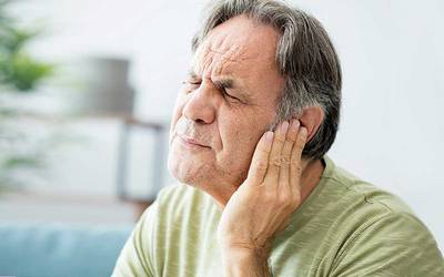 Nova terapia utiliza smartphone para tratar tinnitus