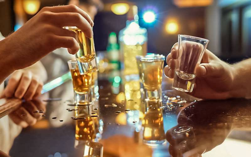 Risco de AVC aumenta em adultos jovens que consomem mais álcool
