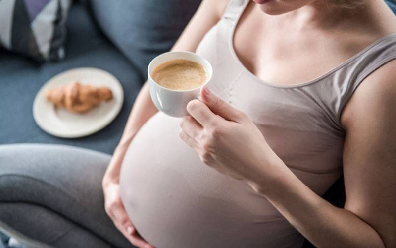 Beber café durante a gravidez: sim ou não?