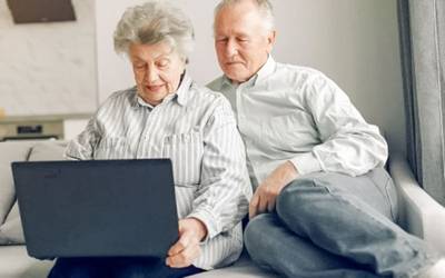 Idosos que usam a internet têm menor risco de demência