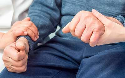 Novo estudo renova esperança de controlar sintomas de Parkinson