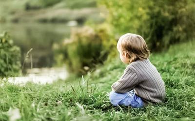 Crianças solitárias têm maior probabilidade de sofrer de psicose