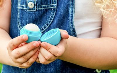 Desodorizante para crianças: saiba quando usar e como escolher