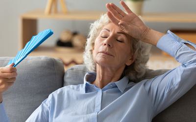 Medicamento para ondas de calor revela benefícios significativos