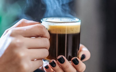 Um café por dia pode ajudar pessoas com fibrilação atrial