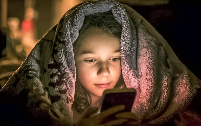 Ter um smartphone na adolescência prejudica saúde mental e física Ter um smartphone na adolescência prejudica saúde mental e física