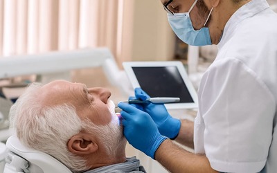 Baixa ingestão de licopeno eleva risco de doença gengival grave