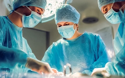 Notícias - Implantes mamários injetáveis oferecem alternativa às cirurgias