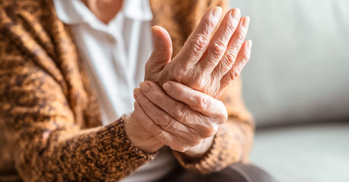 Notícias - Tratamento precoce pode atrasar artrite reumatoide durante anos