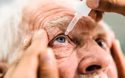 Aprovado colírio de dupla ação para a presbiopia em adultos