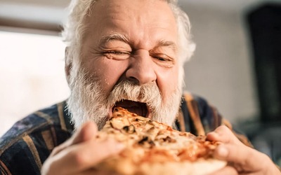 Notícias - Consumo excessivo de alimentos ultraprocessados piora saúde óssea