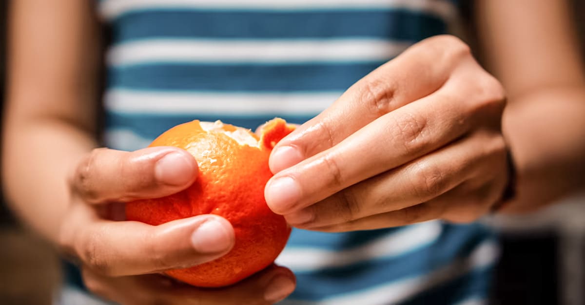 Notícias - Comer laranjas diariamente reduz a gordura do fígado