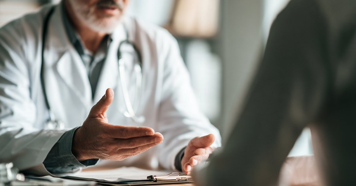 Notícias - Médicos tarefeiros contra redução de valores ponderam suspenção